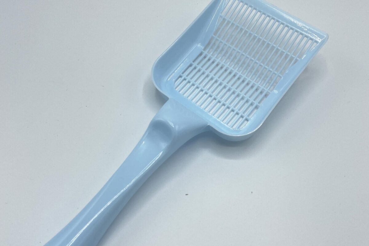 aralikli plastik kedi kumu kuregi temizleme eleme kuregi acik gri 118266.jpg